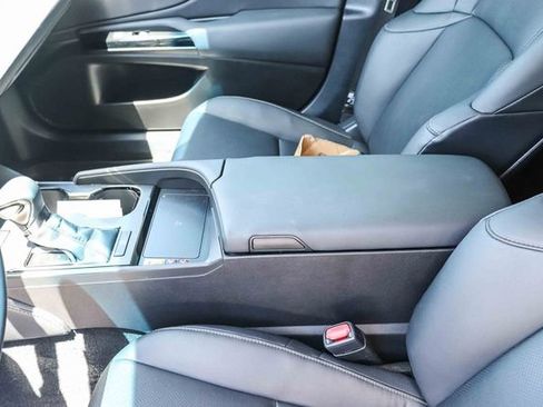 Used 2024 Lexus ES 350 w/ Premium Package FWD image 16