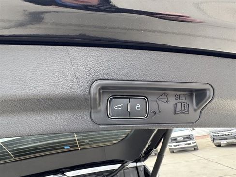 New 2026 Ford Explorer Platinum w/ LUX Leather Package image 25