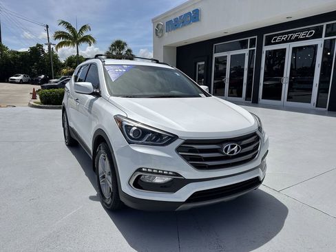 Used 2018 Hyundai Santa Fe Sport w/ 2.4L Value Package 02 FWD image 7
