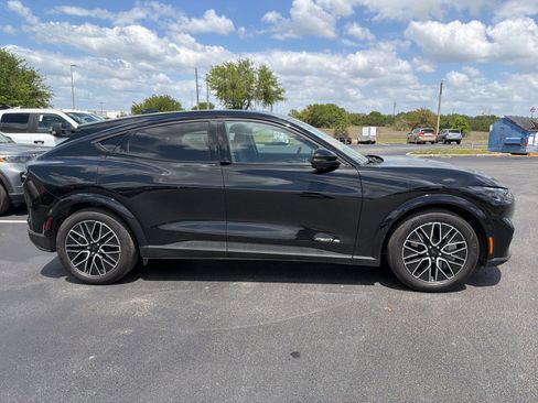 Used 2025 Ford Mustang Mach-E Premium image 3