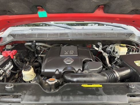 Used 2014 Nissan Titan SV w/ SV Value Truck Package image 31