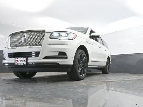 Used 2024 Lincoln Navigator L Reserve w/ Equipment Group 201A AWD/4WD image 52