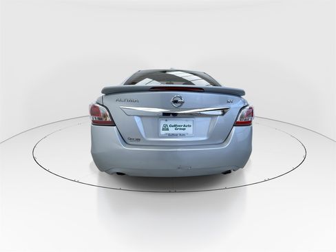 Used 2015 Nissan Altima 2.5 SV image 7