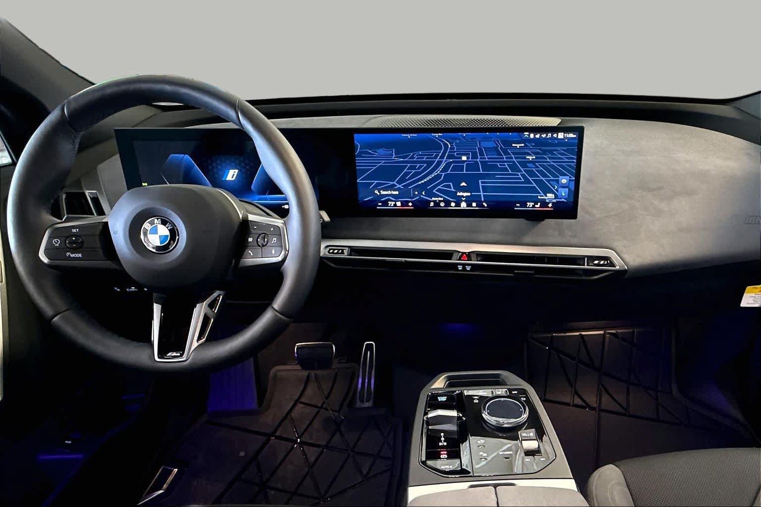 Used 2026 BMW iX xDrive45 w/ M Sport Package AWD/4WD image 13