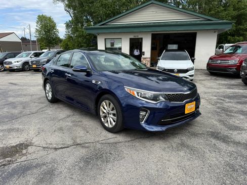 Used 2018 Kia Optima S w/ Panoramic Sunroof Package FWD image 7