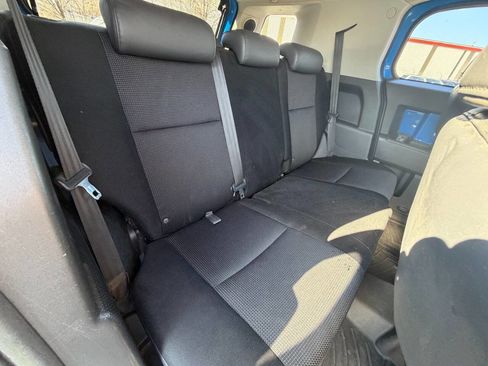 Used 2007 Toyota FJ Cruiser 4WD image 33
