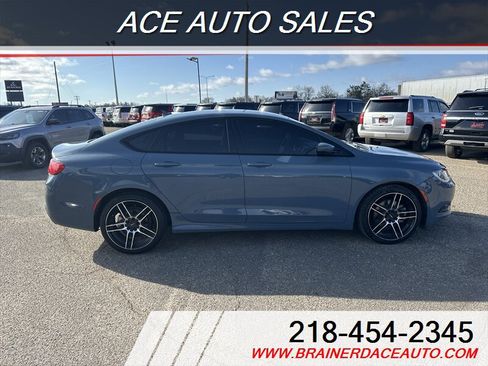 Used 2015 Chrysler 200 S w/ Navigation & Sound Group I image 6