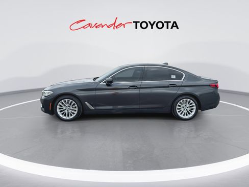 Used 2023 BMW 530i xDrive w/ Premium Package image 5
