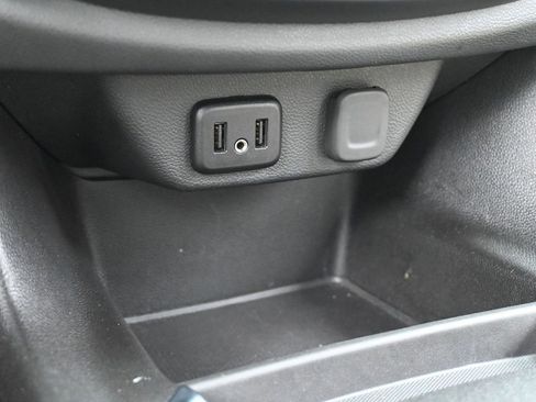 Used 2023 Chevrolet Traverse LS image 23