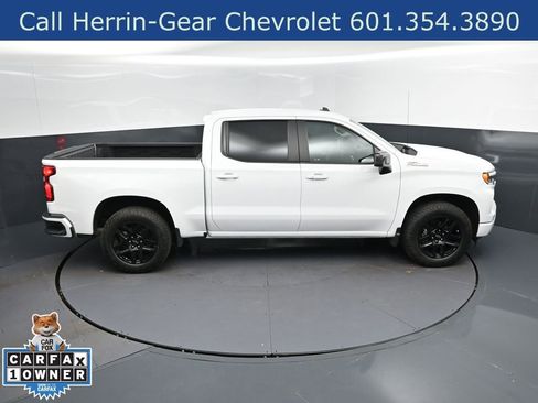 Used 2023 Chevrolet Silverado 1500 RST AWD/4WD image 29