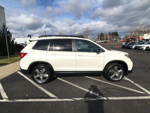 Used 2019 Honda Passport Touring image 14
