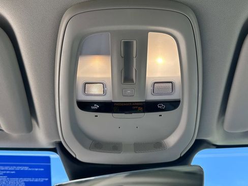 New 2026 Volvo XC60 B5 Ultra w/ Climate Package image 25