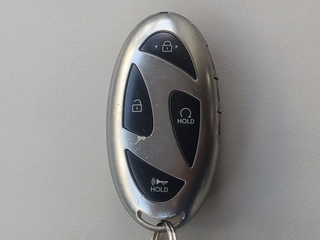 Used 2025 Hyundai Santa Fe Limited FWD image 37