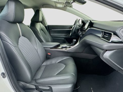 Used 2024 Toyota Camry SE FWD image 27