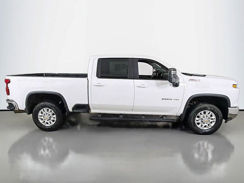 Used 2024 Chevrolet Silverado 2500 LT image 13