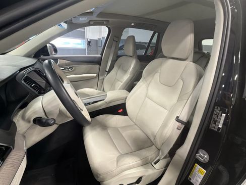 Certified 2025 Volvo XC90 B6 Plus AWD/4WD image 62