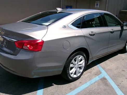 Used 2019 Chevrolet Impala LT FWD image 5