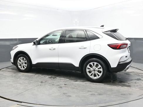 Used 2023 Ford Escape Active w/ Tech Pack #1 FWD image 4