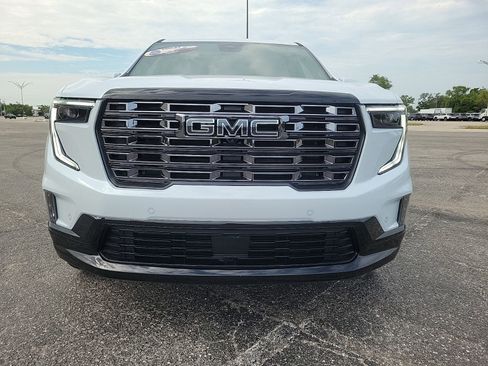 New 2026 GMC Acadia Denali Ultimate w/ LPO, Floor Liner Package FWD image 3
