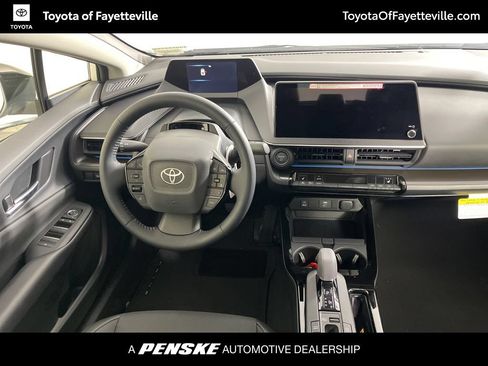 Used 2026 Toyota Prius Plug-In Hybrid FWD image 13