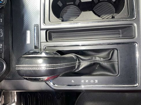 Used 2018 Ford F150 XLT w/ Equipment Group 302A Luxury AWD/4WD image 17