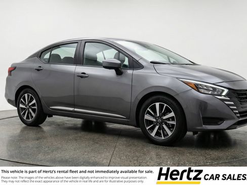 Used 2025 Nissan Versa SV FWD image 1