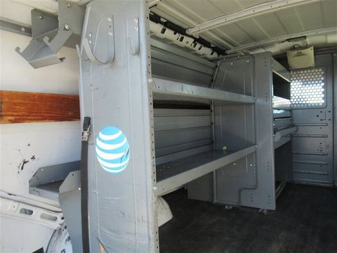 Used 2014 Chevrolet Express 2500 image 8