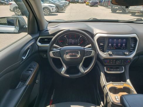 Used 2020 GMC Acadia SLE w/ Driver Convenience Package FWD image 26