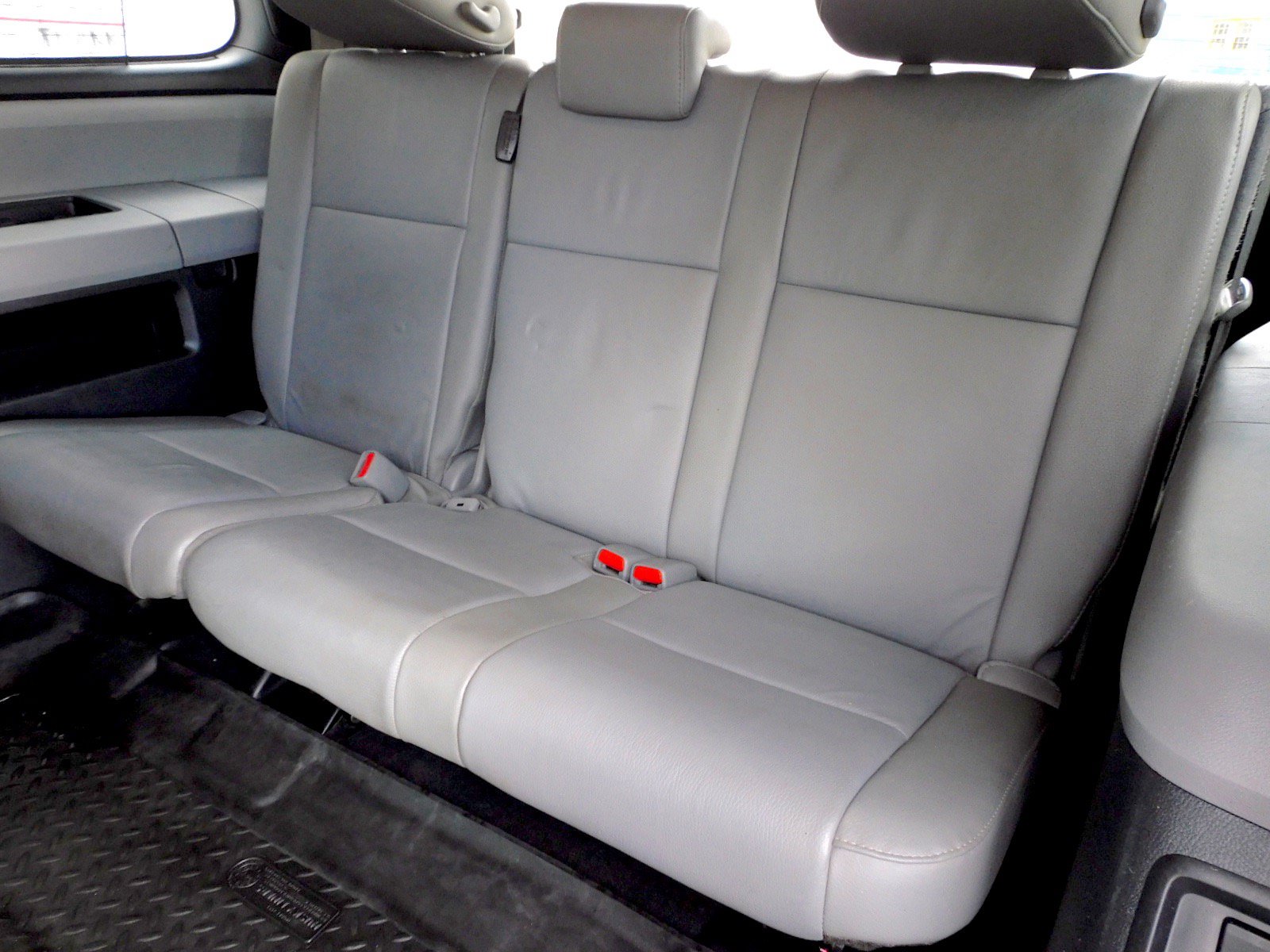 Used 2019 Toyota Sequoia Limited w/ Safety & Convenience Package AWD/4WD image 17