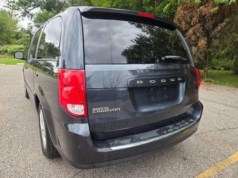 Used 2013 Dodge Grand Caravan SE FWD image 7