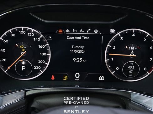 Used 2024 Bentley Continental GT image 31