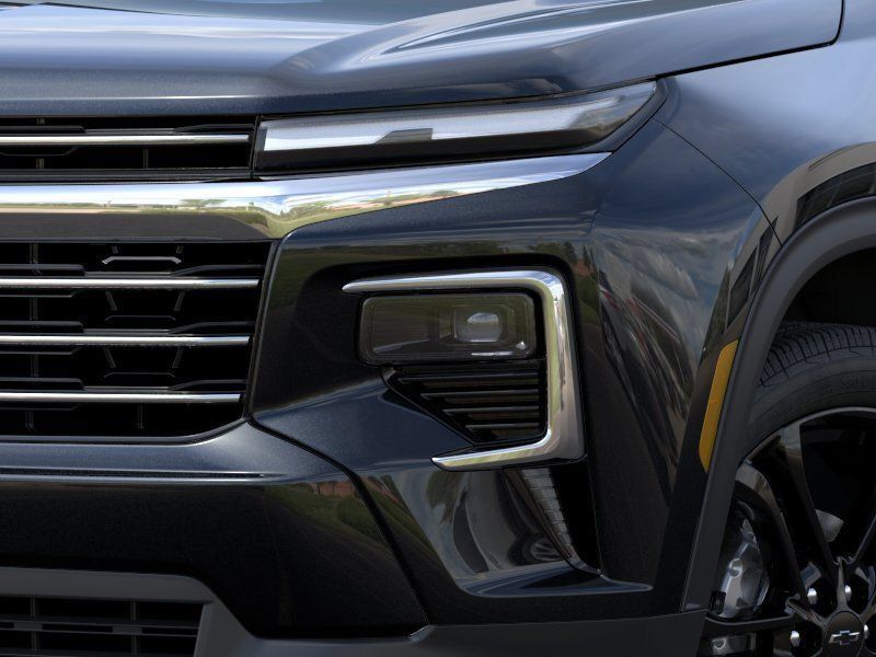 New 2027 Chevrolet Traverse LT w/ Driver Confidence Package FWD image 10