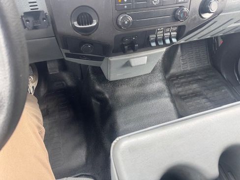 Used 2012 Ford F550 XL w/ Payload Upgrade Pkg image 14