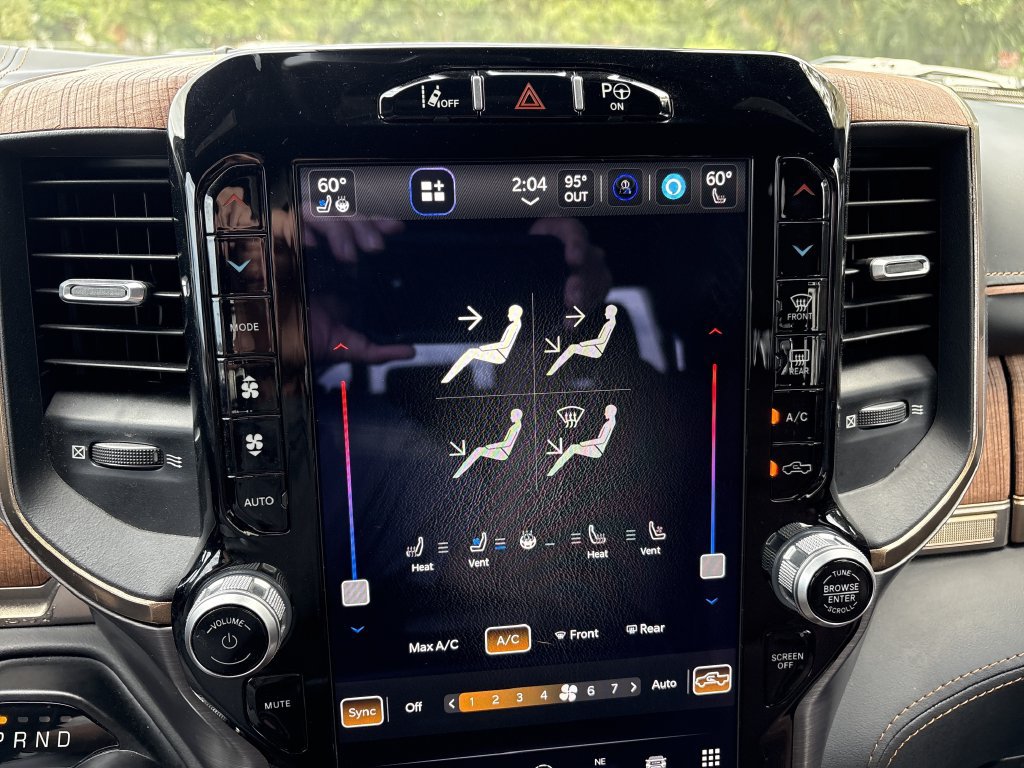 Used 2022 RAM 1500 Limited AWD/4WD image 24