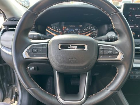 Used 2022 Jeep Compass Limited w/ Sun and Sound Group image 12
