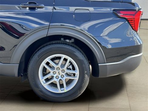 New 2026 Ford Explorer Active w/ Active Comfort Package image 39