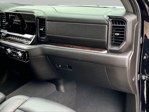 Certified 2025 GMC Sierra 1500 SLT AWD/4WD image 19