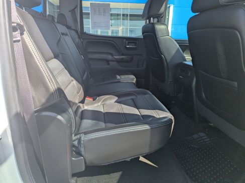 Used 2015 GMC Sierra 2500 Denali w/ Duramax Plus Package AWD/4WD image 34