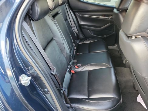 Used 2021 MAZDA MAZDA3 s image 20