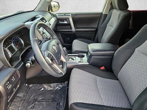 Used 2016 Toyota 4Runner SR5 image 16