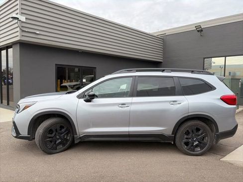 Used 2024 Subaru Ascent Onyx Edition Limited w/ Popular Package Onyx image 10