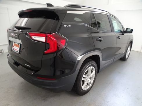 Used 2023 GMC Terrain SLE w/ Driver Convenience Package AWD/4WD image 22