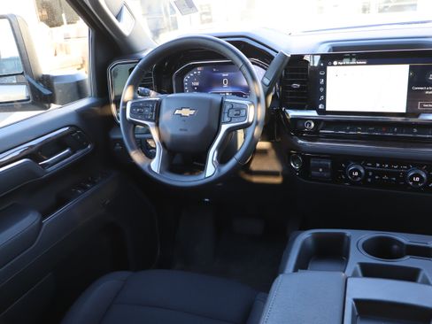 Certified 2025 Chevrolet Silverado 2500 LT w/ All Star Edition image 16