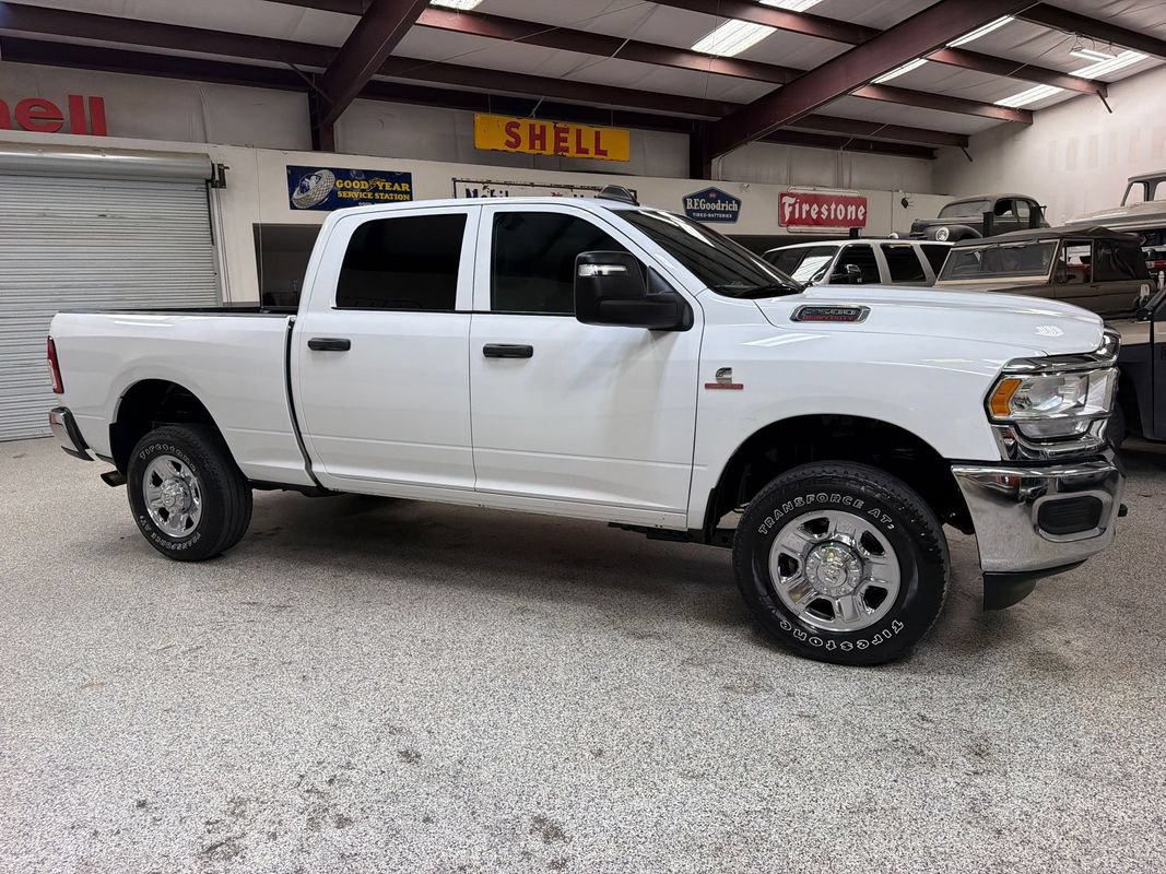 Used 2023 RAM 2500 Tradesman AWD/4WD image 10