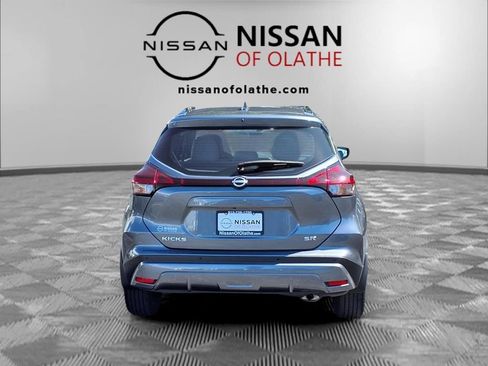 Used 2023 Nissan Kicks SR w/ SR Premium Package FWD image 26