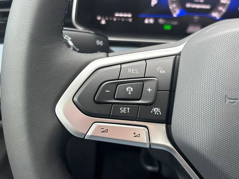 New 2026 Volkswagen Jetta SE FWD image 24