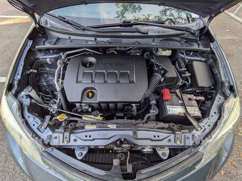 Used 2017 Toyota Corolla SE image 13