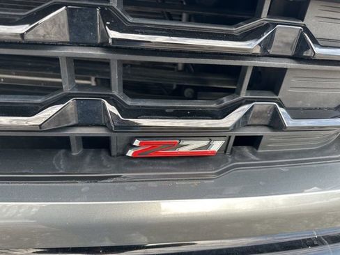 Used 2024 Chevrolet Silverado 1500 LT Trail Boss image 10