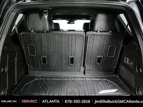 Used 2023 Chevrolet Tahoe Premier RWD image 31