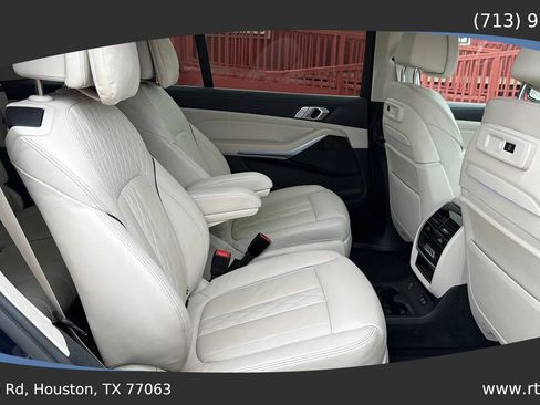 Used 2021 BMW X7 xDrive40i AWD/4WD image 48